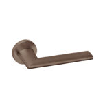 IN.00.240.TCH - 1 - Manilla para puerta modelo Dynamic - Titanium Chocolate JNF